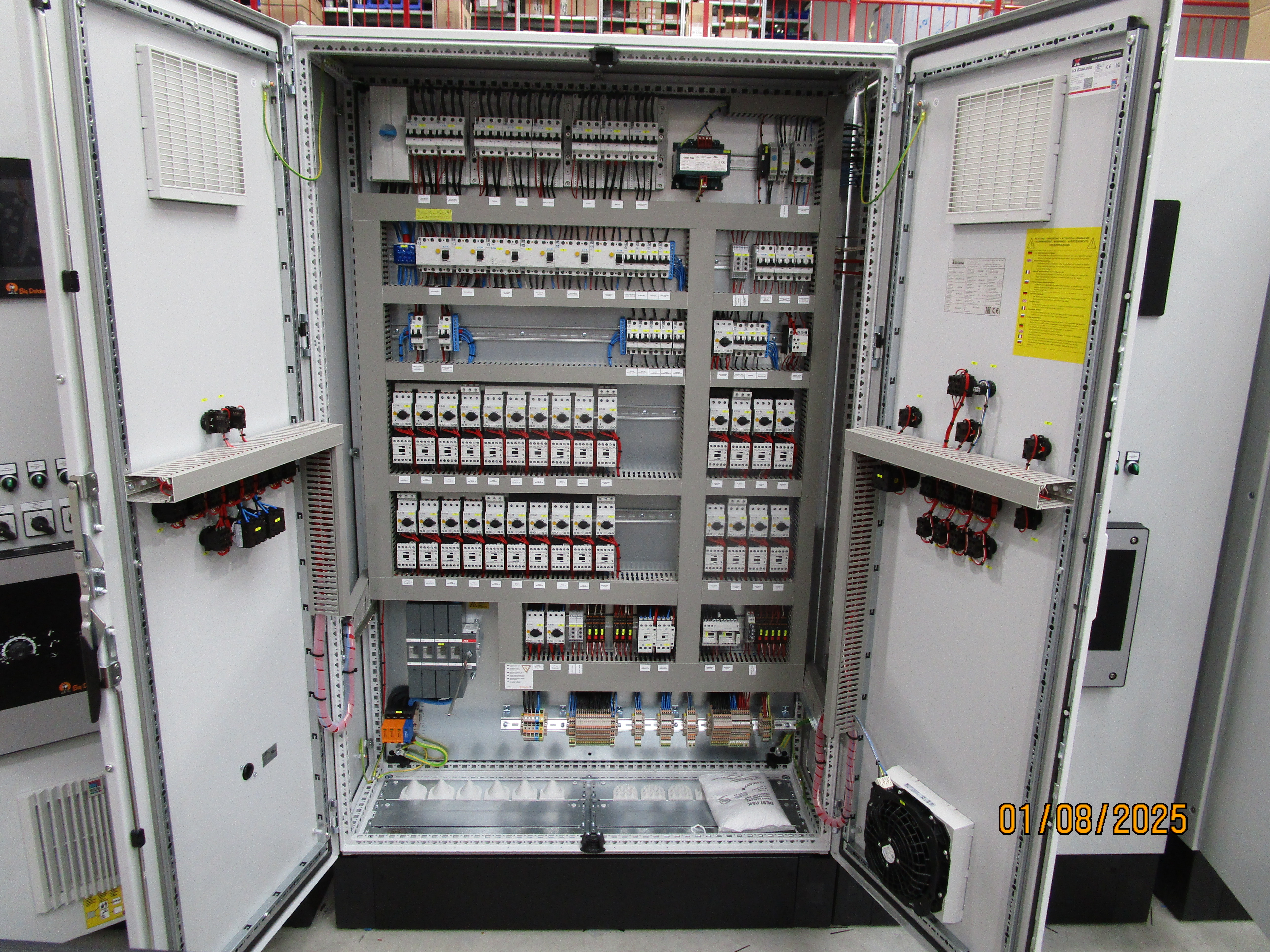 Control cabinet Layer - 4R/5T UV788 Vent/Feed/EggCol.